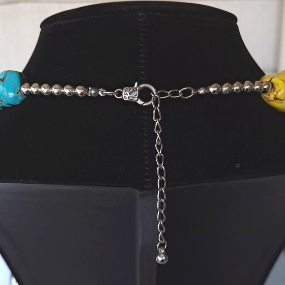 Multicolor Howlite Stones Necklace Earring Set - Picture 4 of 5